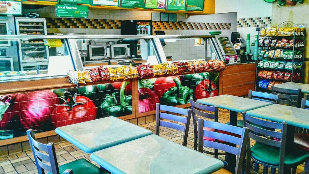 Subway | restaurant | 10233 E NW Highway Suite 502 Northlake Shopping Center, Dallas, TX 75238, USA | 2143416665 OR +1 214-341-6665