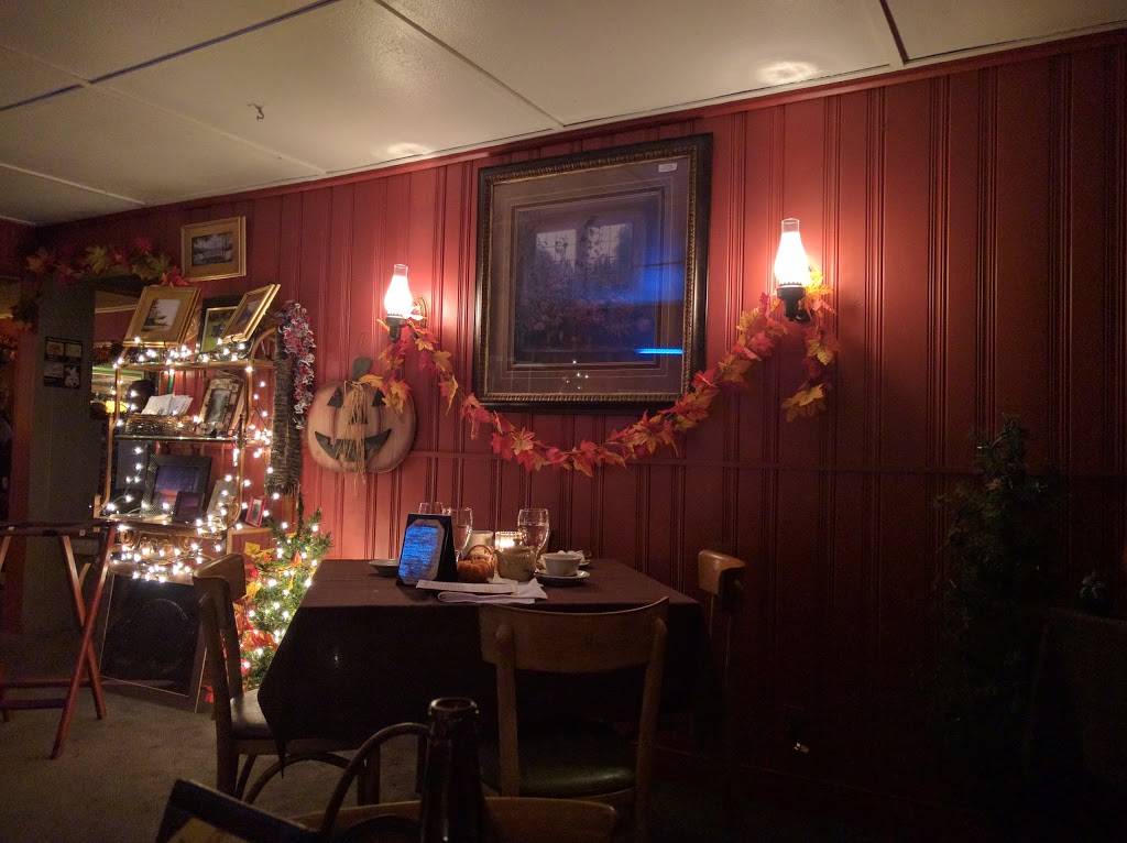 Eddies Restaurant | restaurant | 68 NY-9N, Ticonderoga, NY 12883, USA | 5185857030 OR +1 518-585-7030