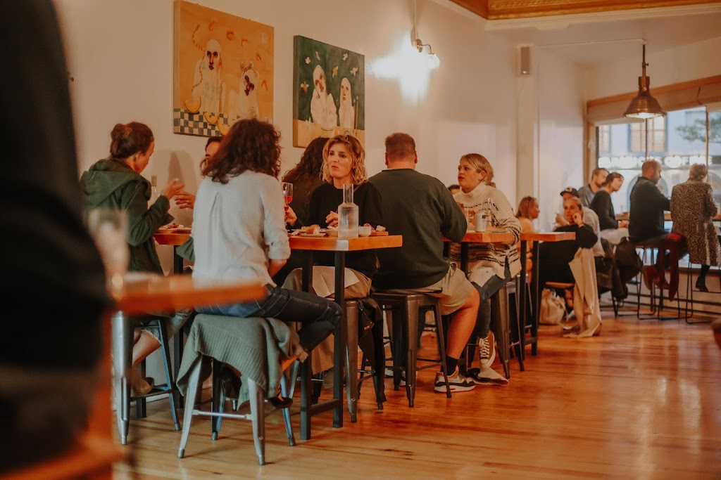 Friends & Family | restaurant | 593 Congress St, Portland, ME 04101, USA | 2075364022 OR +1 207-536-4022