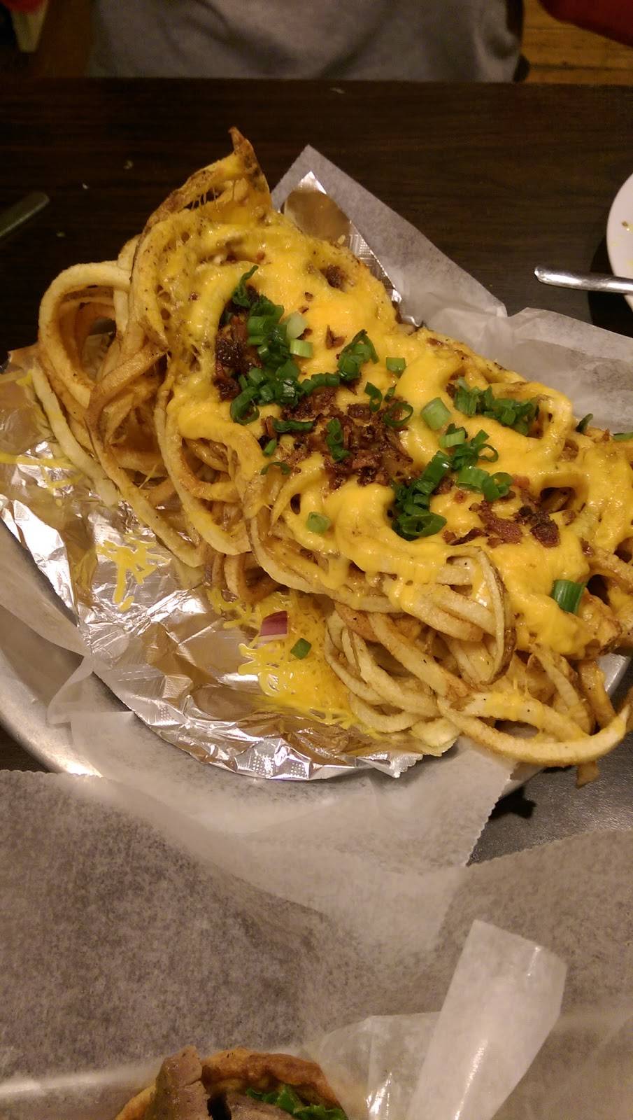 Kristos | restaurant | 971 Madison Ave, Madison, MS 39110, USA | 6016052266 OR +1 601-605-2266