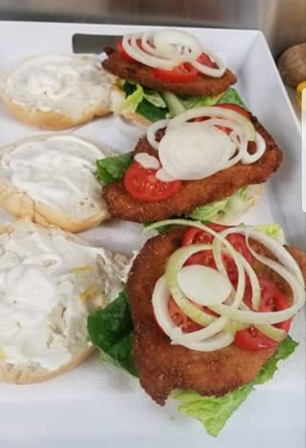 Jonas FOOD | restaurant | 5875 Mining Terrace, Jacksonville, FL 32257, USA | 9043279971 OR +1 904-327-9971