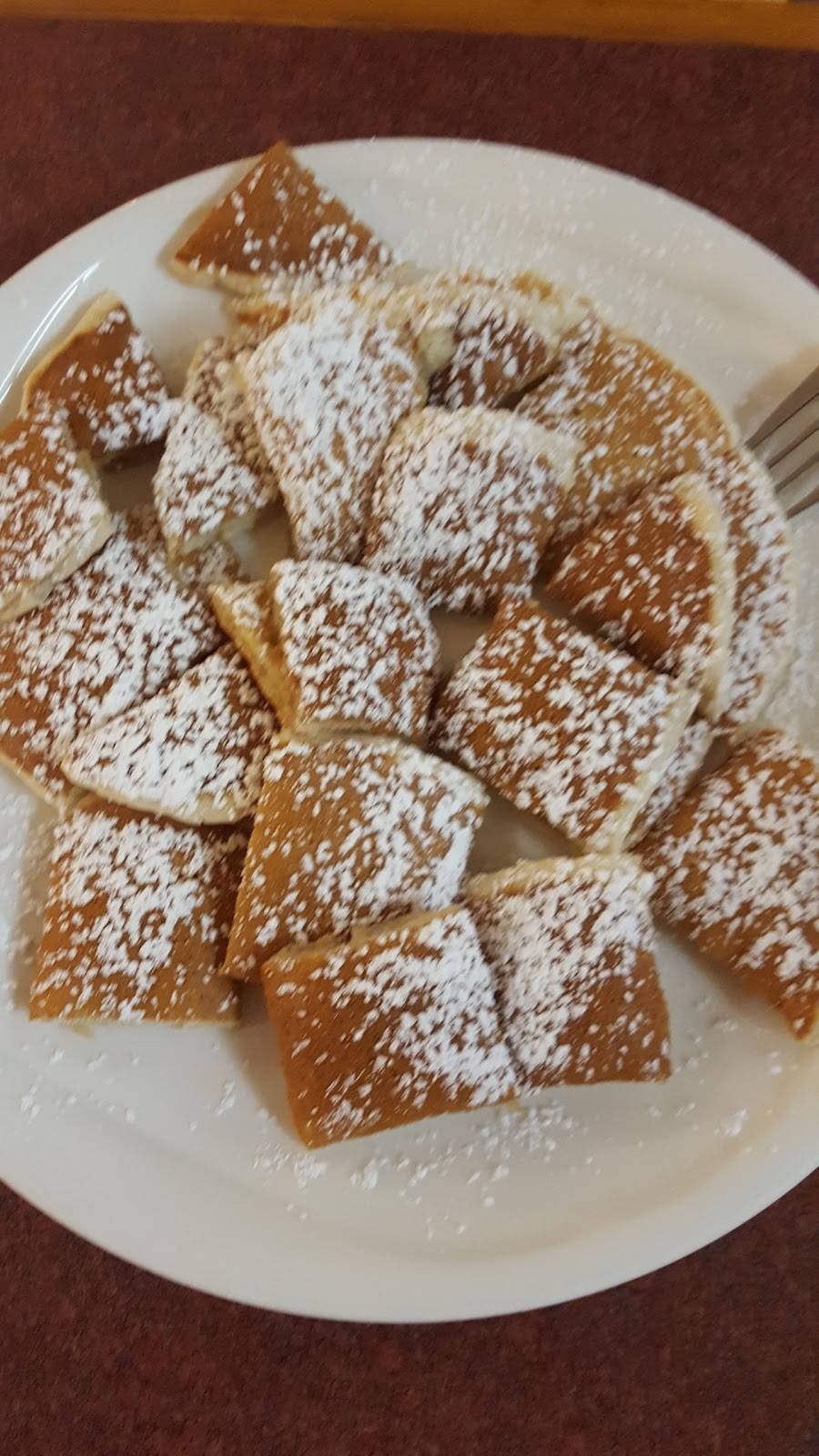 Johns Place | restaurant | 7450 Walker Rd, Oldcastle, ON N0R 1L0, Canada | 5197376773 OR +1 519-737-6773