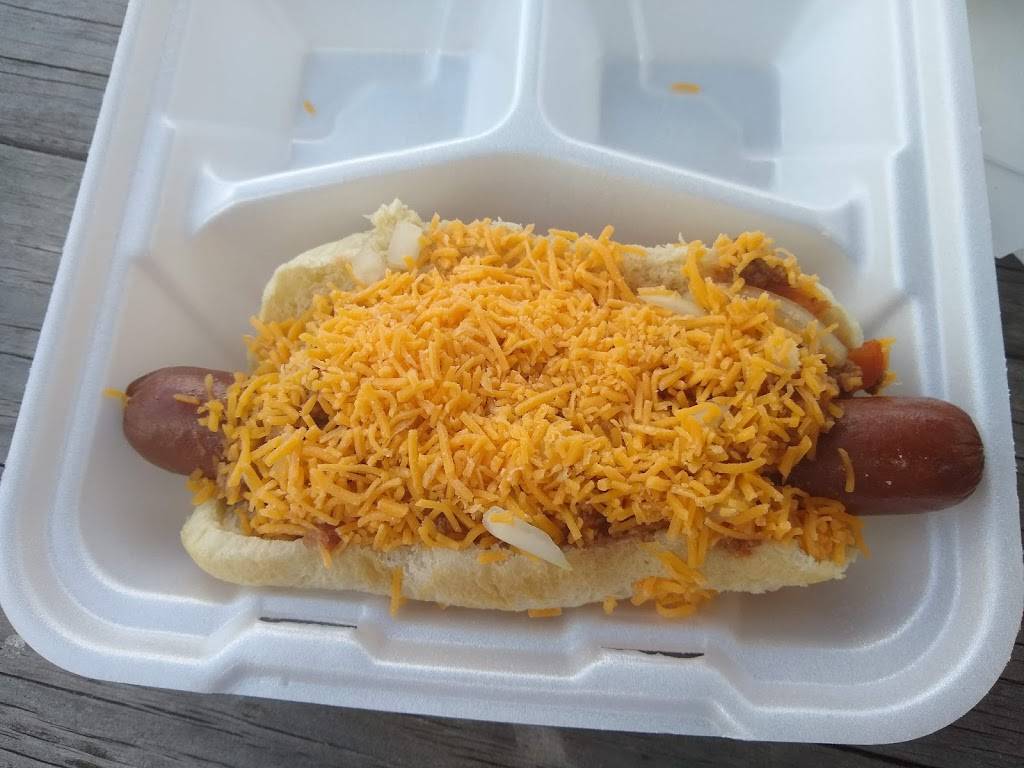 Joses Big Dogs | restaurant | 3028 N High St, Columbus, OH 43202, USA | 6142675515 OR +1 614-267-5515