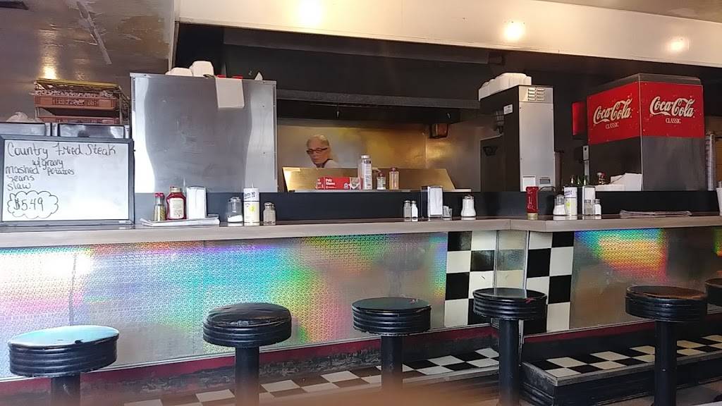 Skips Grill | restaurant | 614 David Crockett Hwy, Winchester, TN 37398, USA | 9319670925 OR +1 931-967-0925