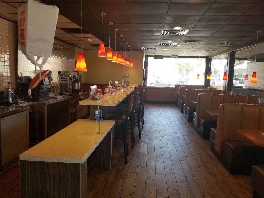 Dennys | restaurant | 404 S State Rd 7, Hollywood, FL 33023, USA | 9549892699 OR +1 954-989-2699