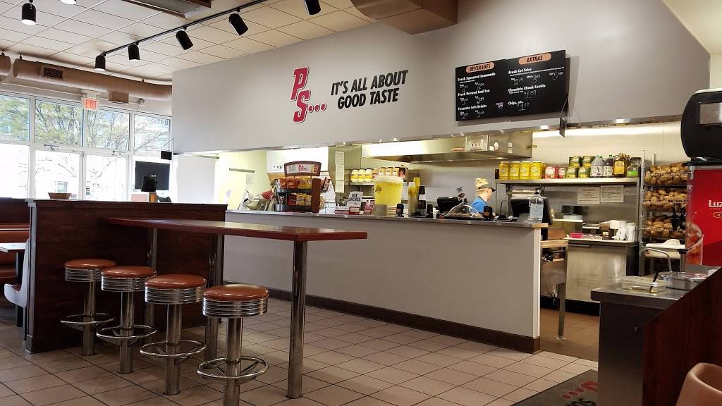 Penn Station East Coast Subs | meal takeaway | 841 S Rangeline Rd, Carmel, IN 46032, USA | 3175697366 OR +1 317-569-7366