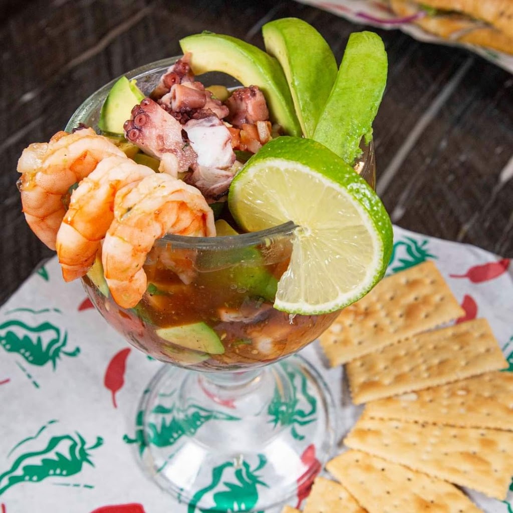 Peppers Taqueria and Cantina | restaurant | 560 Mary Esther Cut Off NW, Fort Walton Beach, FL 32548, USA | 8502268155 OR +1 850-226-8155