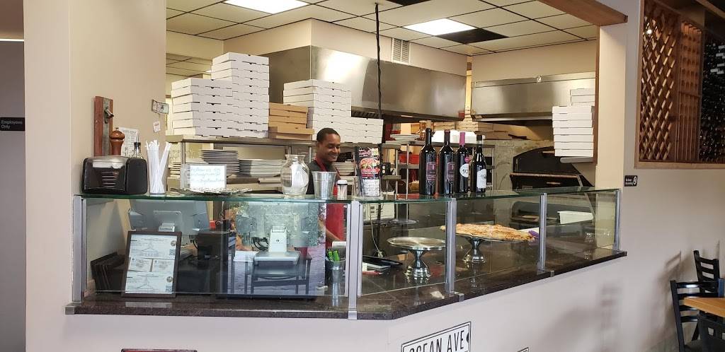 Munchy’s Pizza | restaurant | 7400 N Federal Hwy, Boca Raton, FL 33487, USA | 5619898870 OR +1 561-989-8870