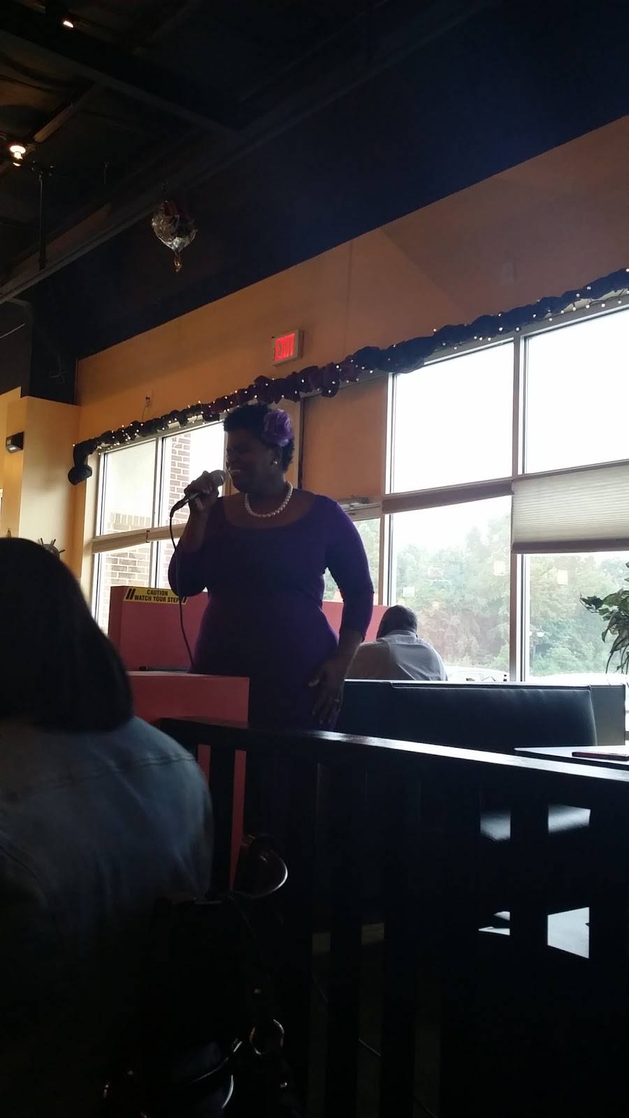 Fitzgeralds Seafood | restaurant | 3400 New Birch Dr, Raleigh, NC 27610, USA | 9198033451 OR +1 919-803-3451