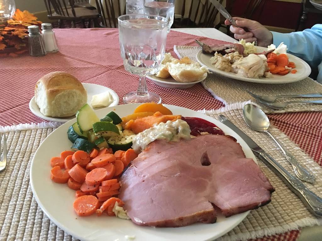 Stouch Tavern | restaurant | 138 W High St, Womelsdorf, PA 19567, USA | 6105894577 OR +1 610-589-4577