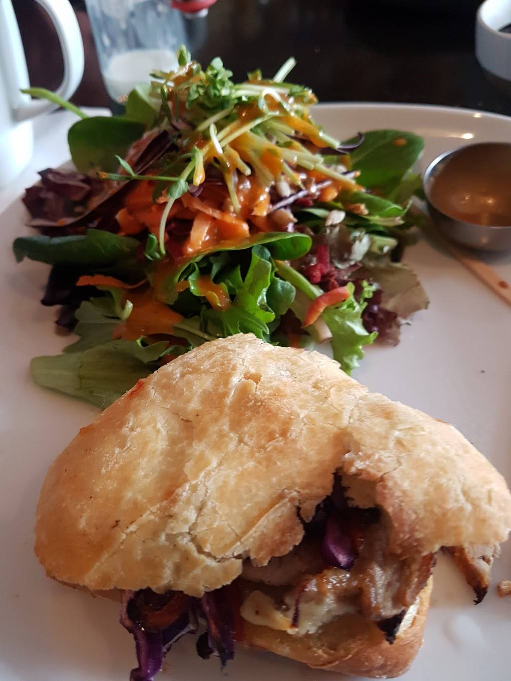 Atmosphere Cafe | restaurant | 24 Carden St, Guelph, ON N1H 3A2, Canada | 5198240430 OR +1 519-824-0430