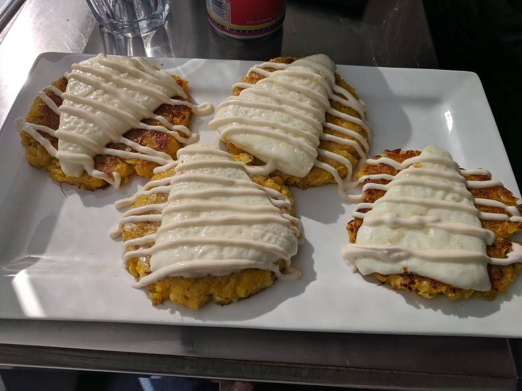 The Arepa Republic | restaurant | 76 Densley Ave, North York, ON M6M 2R3, Canada | 6478896705 OR +1 647-889-6705