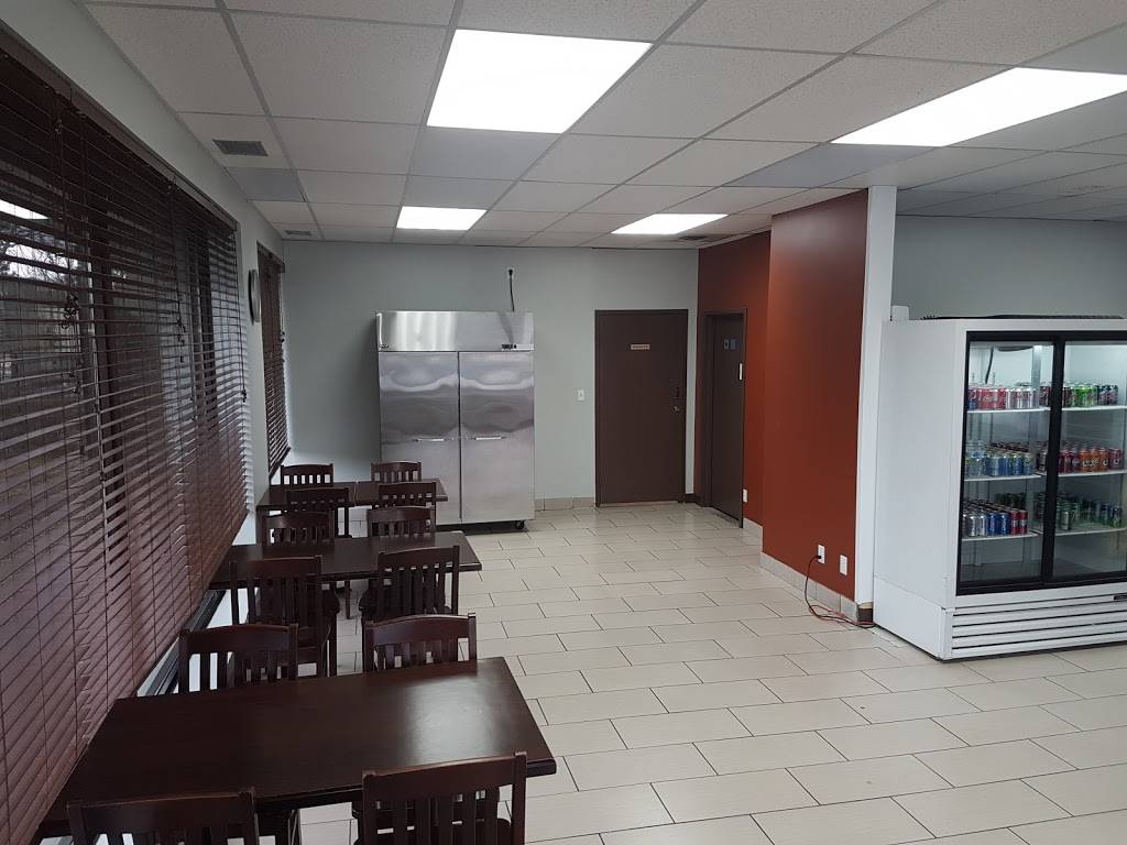 Grill House | restaurant | 1-825 Weber St E, Kitchener, ON N2H 1H5, Canada | 5197447455 OR +1 519-744-7455