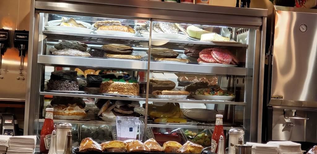 Hicksville Diner | restaurant | 495 E Old Country Rd, Hicksville, NY 11801, USA | 5169333777 OR +1 516-933-3777