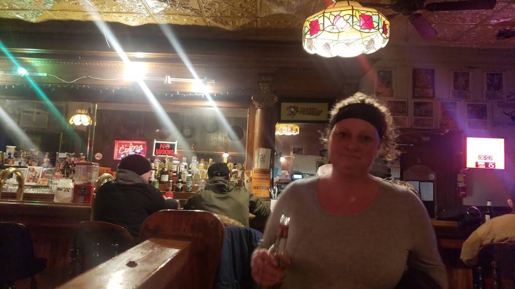 Leos Pizza | restaurant | 61 Fairfield Ave, Johnstown, PA 15906, USA | 8145354358 OR +1 814-535-4358