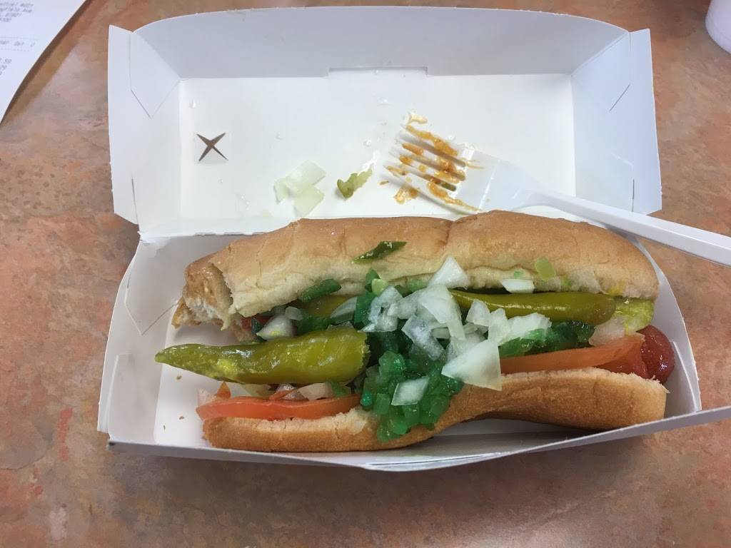 Wienerschnitzel | restaurant | 2102 W Springfield Ave, Champaign, IL 61821, USA | 2173785100 OR +1 217-378-5100