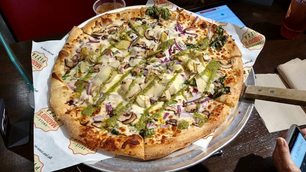 Uncle Maddios Pizza | restaurant | 3949 Van Dyke Rd, Lutz, FL 33558, USA | 8135015417 OR +1 813-501-5417