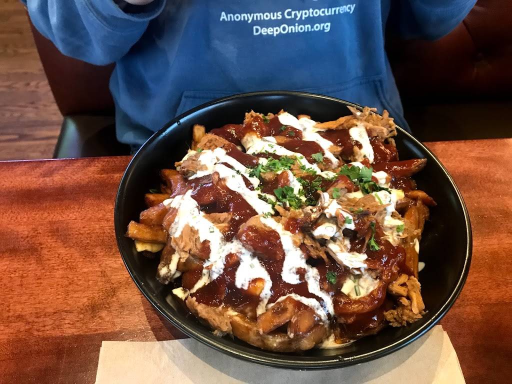 La Cage - Brasserie sportive | restaurant | 229 Boul des Grives, Gatineau, QC J9A 0C7, Canada | 8197702243 OR +1 819-770-2243