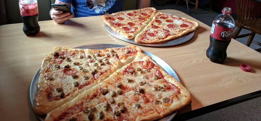 McKee Deli Front Street Deli | restaurant | 8674 Woodbury Pike, East Freedom, PA 16637, USA | 8143177777 OR +1 814-317-7777