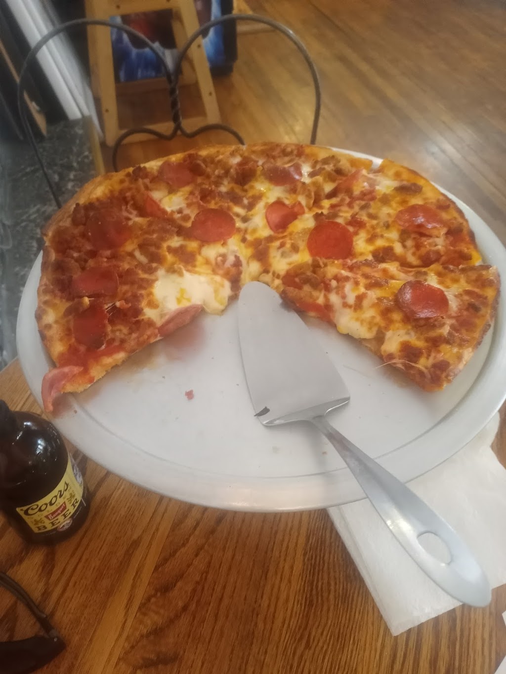 Piccadilly Circus Pizza | restaurant | 513 Main St, San Luis, CO 81152, USA | 7196720340 OR +1 719-672-0340