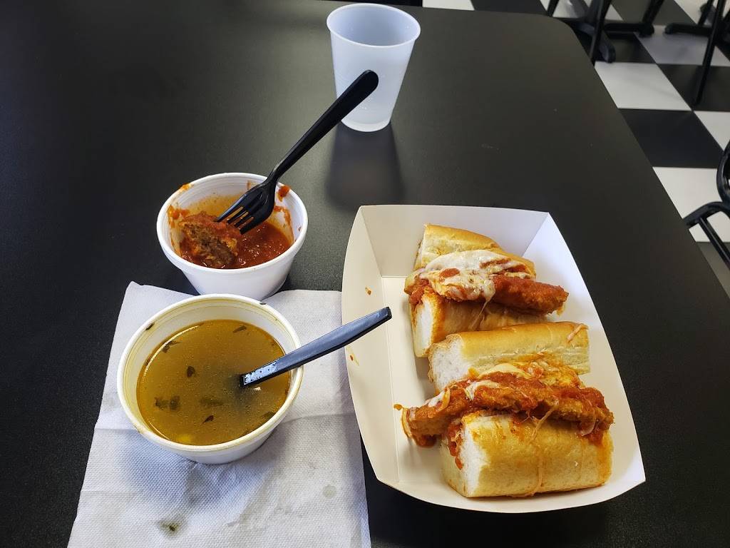 Roccos Deli Italiano Carson | restaurant | 20411 S Susana Rd, Long Beach, CA 90810, USA | 3106386159 OR +1 310-638-6159