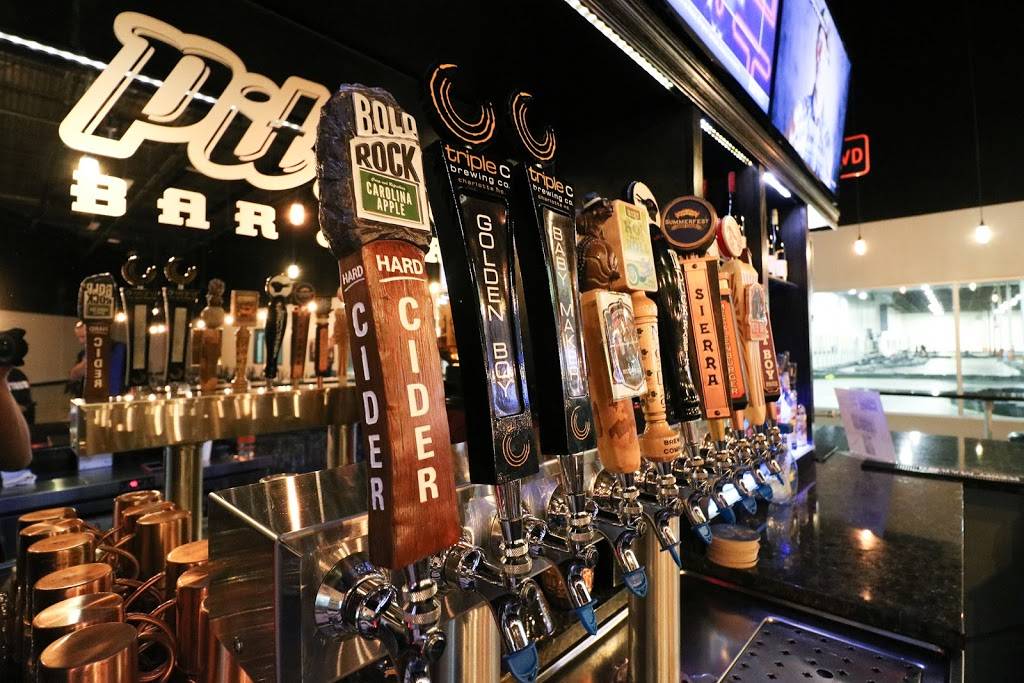 Pit Road Bar & Grill | restaurant | 2330 Tipton Dr Suite 200, Charlotte, NC 28206, USA | 9808759309 OR +1 980-875-9309