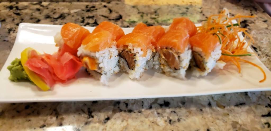 Lake Dora Sushi & Sake | restaurant | 227 E Main St, Tavares, FL 32778, USA | 3523436313 OR +1 352-343-6313
