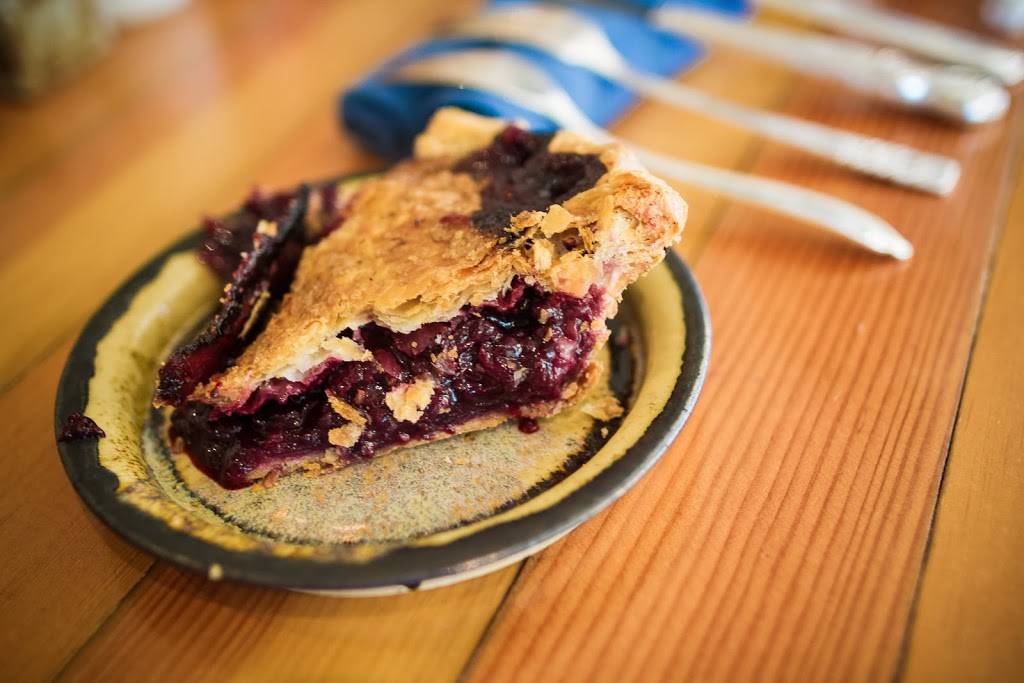 Sweedeedee | cafe | 5202 N Albina Ave, Portland, OR 97217, USA | 5039468087 OR +1 503-946-8087