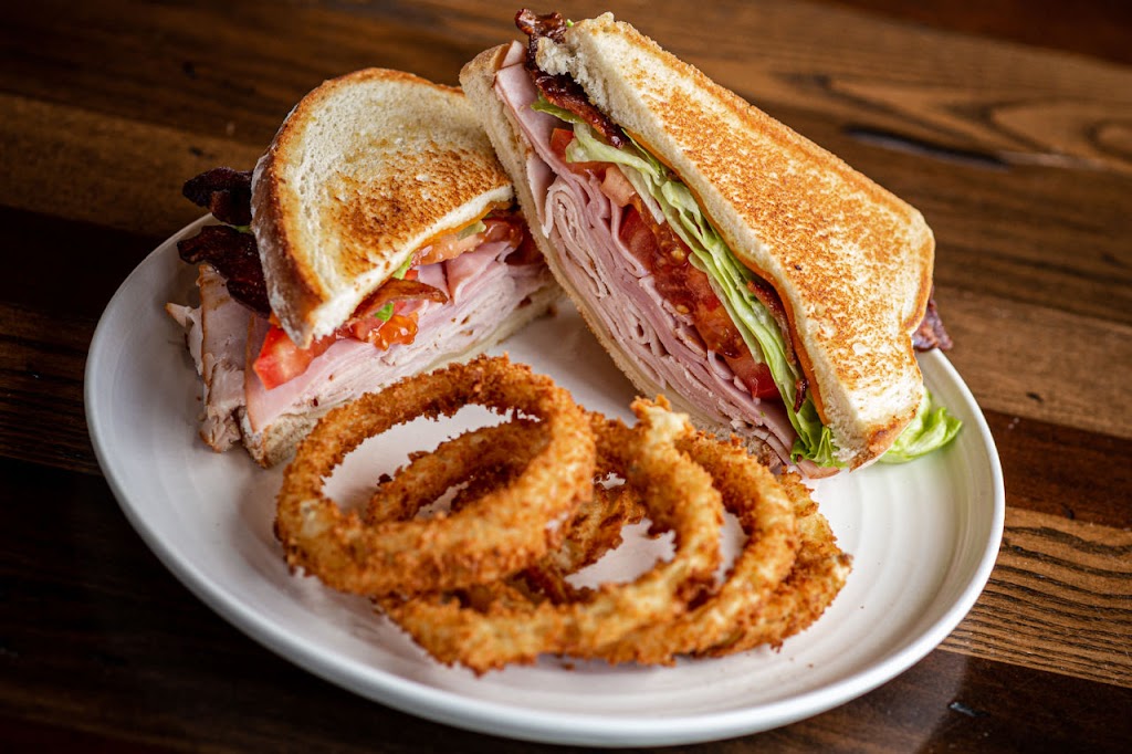 Mystic Grill | restaurant | 191 Clubhouse Ln, El Dorado, AR 71730, USA | 8705585445 OR +1 870-558-5445