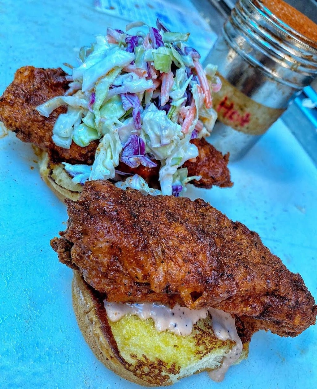 Richies Hot Chicken | meal takeaway | 1701H Truman St., San Fernando, CA 91340, USA | 5627357446 OR +1 562-735-7446