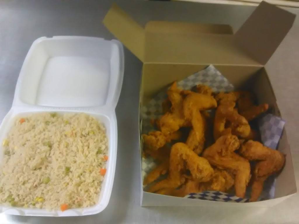 Wahoos Fish & Wings | restaurant | 12306 Fondren Rd, Houston, TX 77035, USA | 7137293641 OR +1 713-729-3641