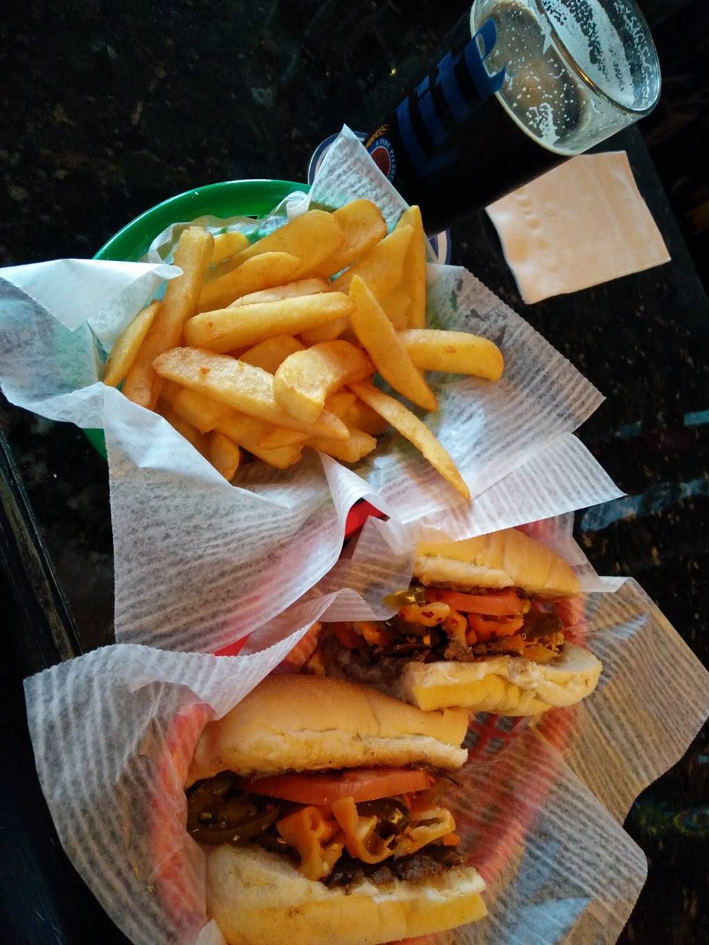 Charanns Tavern | restaurant | 6748 Memorial Hwy, Tampa, FL 33615, USA | 8138861199 OR +1 813-886-1199