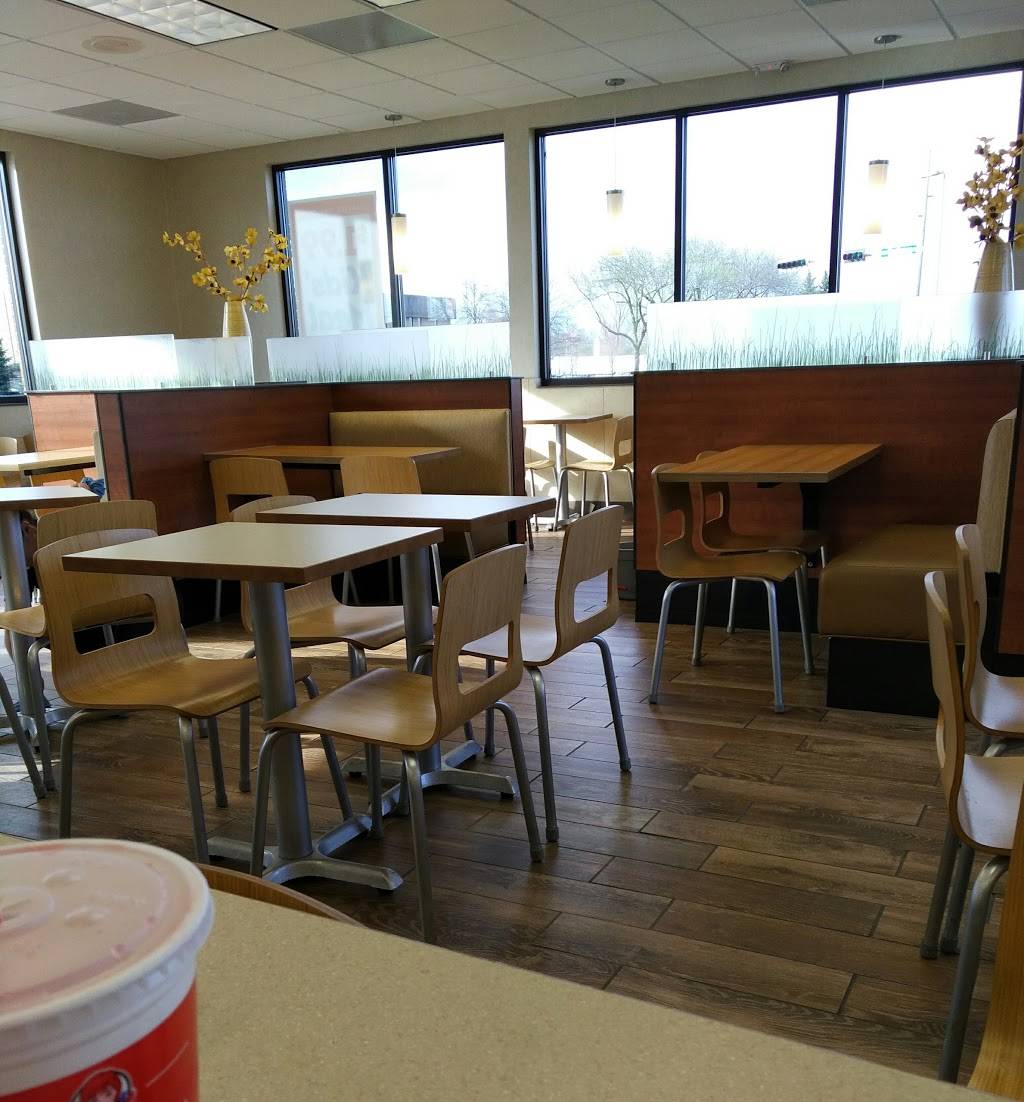 Wendys | restaurant | 1100 Radisson St, Green Bay, WI 54302, USA | 9204308580 OR +1 920-430-8580