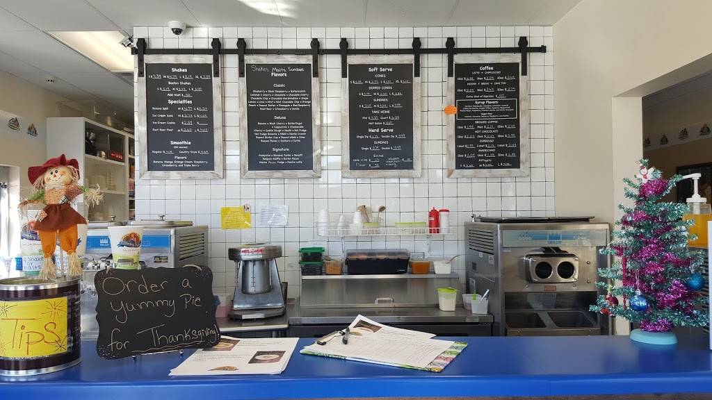 Country Style Ice Cream & Coffee | cafe | 314 W 1st Ave, Coal Valley, IL 61240, USA | 3097995767 OR +1 309-799-5767