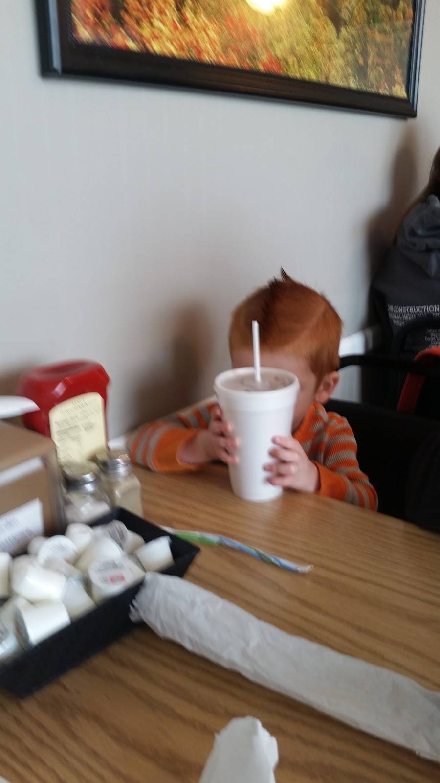 Carolina Cafe | cafe | 584 E Main St, Spindale, NC 28160, USA | 8282862411 OR +1 828-286-2411