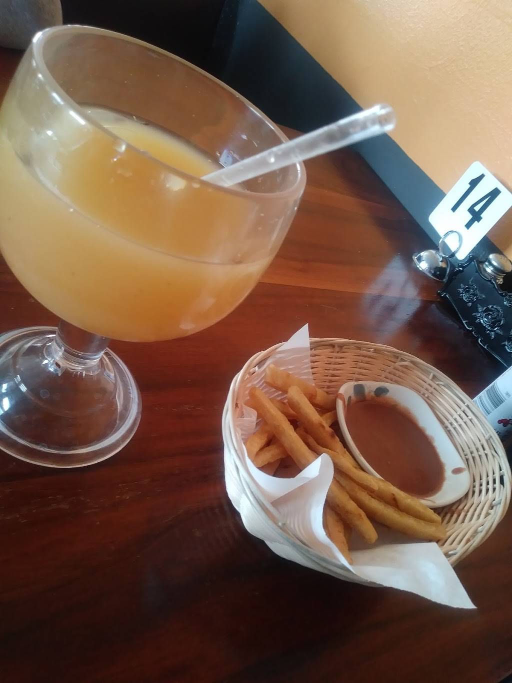 El Chaparrastique Grill | restaurant | 6211 Eastern Ave, Bell Gardens, CA 90201, USA | 3237495522 OR +1 323-749-5522