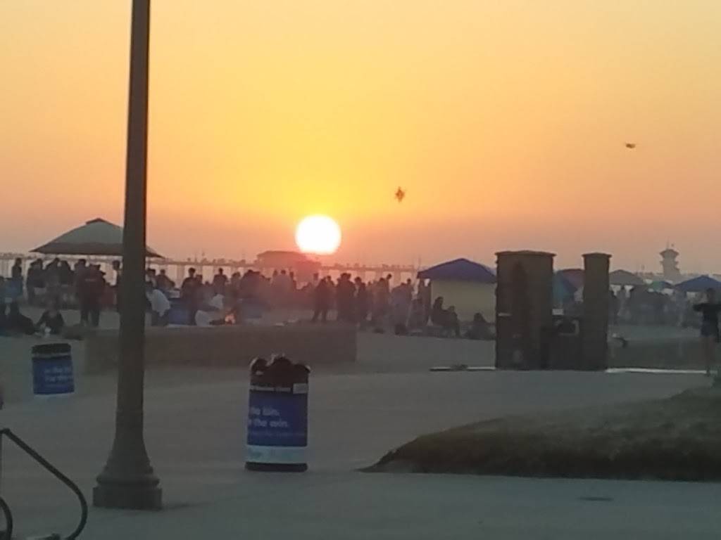 Zacks Too | restaurant | 21579 Pacific Coast Hwy, Huntington Beach, CA 92648, USA | 7145362696 OR +1 714-536-2696