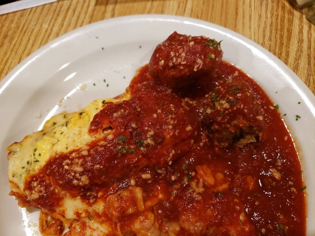 Geraldis Cassville | restaurant | 397 Sale Barn Rd, Cassville, MO 65625, USA | 4178461000 OR +1 417-846-1000