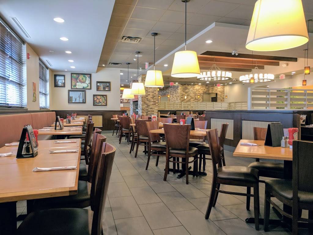 Swiss Chalet Rotisserie & Grill | restaurant | 427 Norwich Ave, Woodstock, ON N4S 3W4, Canada | 5195399881 OR +1 519-539-9881