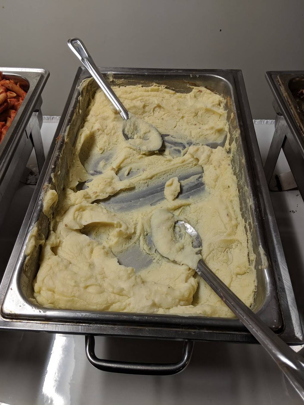 The Gentry Catering | restaurant | 116 E Liberty St, Hubbard, OH 44425, USA | 3305344710 OR +1 330-534-4710