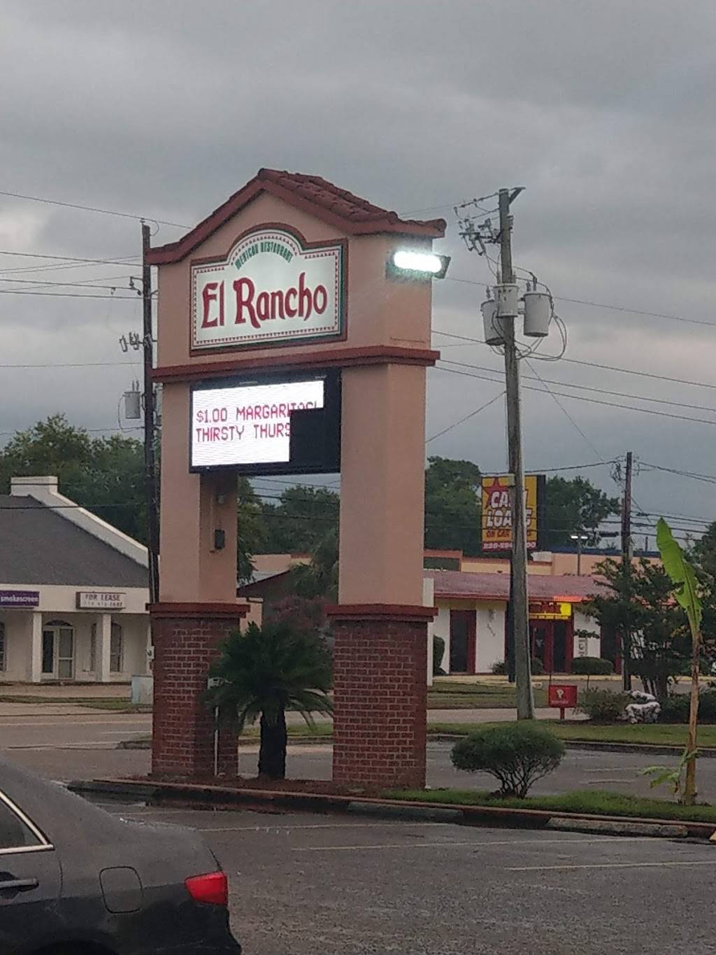 El Rancho | restaurant | 2441 Pass Rd, Biloxi, MS 39531, USA | 2285946705 OR +1 228-594-6705