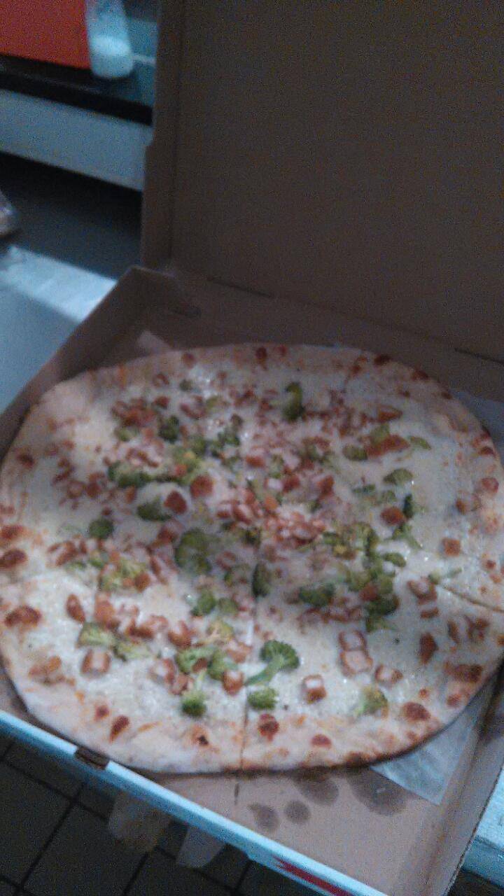 Top Crust Pizzeria | restaurant | 15 Court St, Plymouth, MA 02360, USA | 5087476000 OR +1 508-747-6000