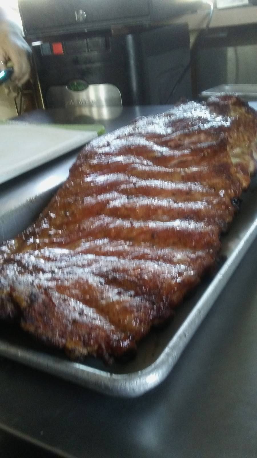 Dinuba BBQ | restaurant | 147 E El Monte Way, Dinuba, CA 93618, USA | 5593155133 OR +1 559-315-5133