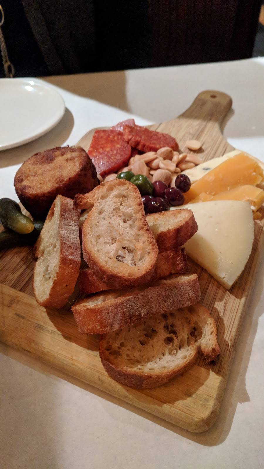 20 Brix | restaurant | 101 Main St, Milford, OH 45150, USA | 5138312749 OR +1 513-831-2749