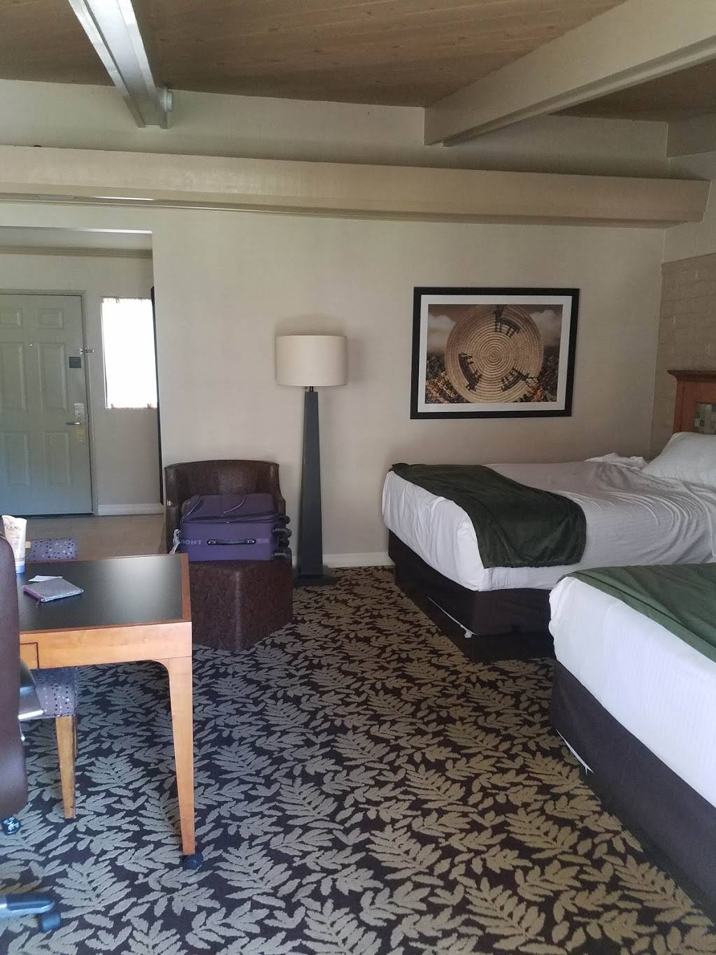 Singing Hills Golf Resort at Sycuan | restaurant | 3007 Dehesa Rd, El Cajon, CA 92019, USA | 8004575568 OR +1 800-457-5568