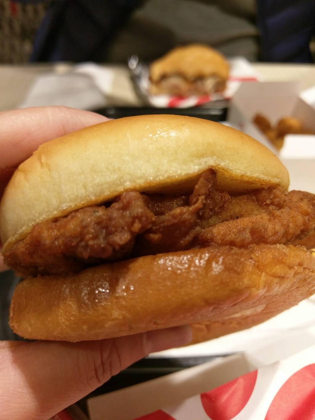 Chick-fil-A | restaurant | 1401 Broadway Mall, Hicksville, NY 11801, USA | 5164336305 OR +1 516-433-6305