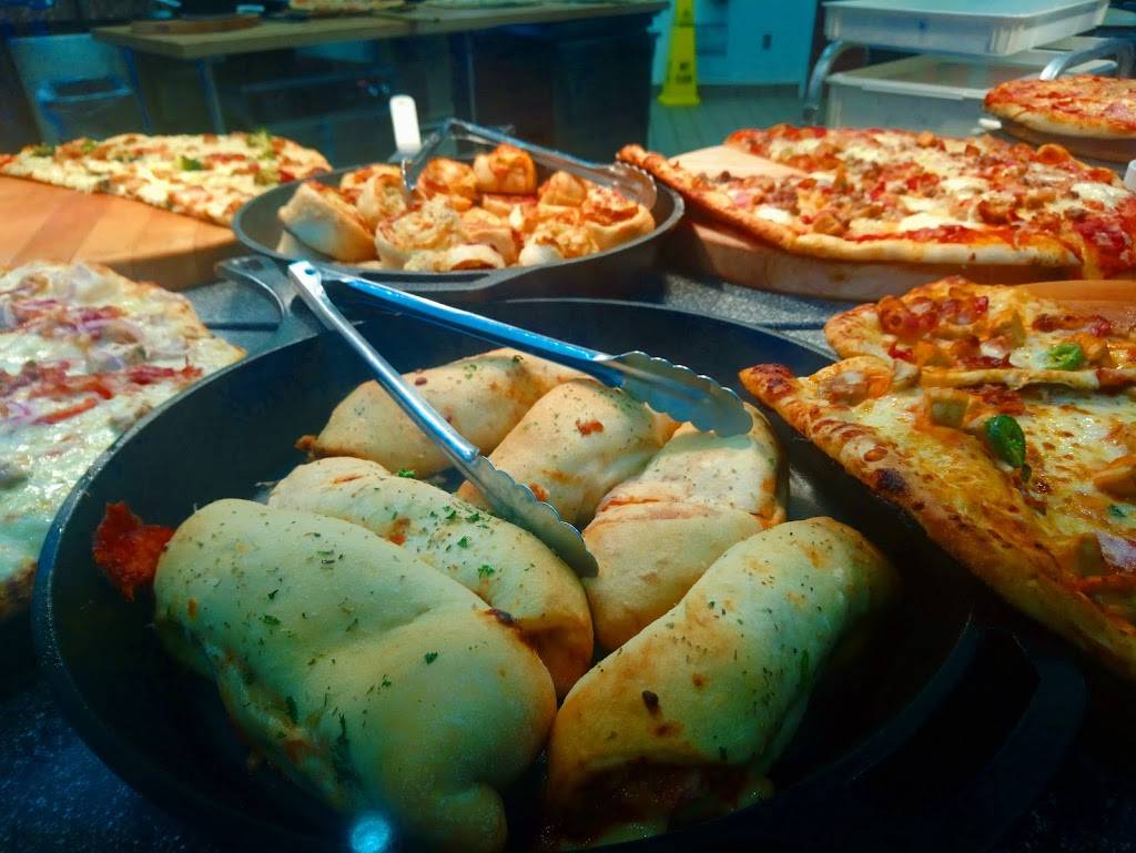 Woodfire Pizza Company | restaurant | 1971 University Blvd, Lynchburg, VA 24502, USA | 4345822654 OR +1 434-582-2654