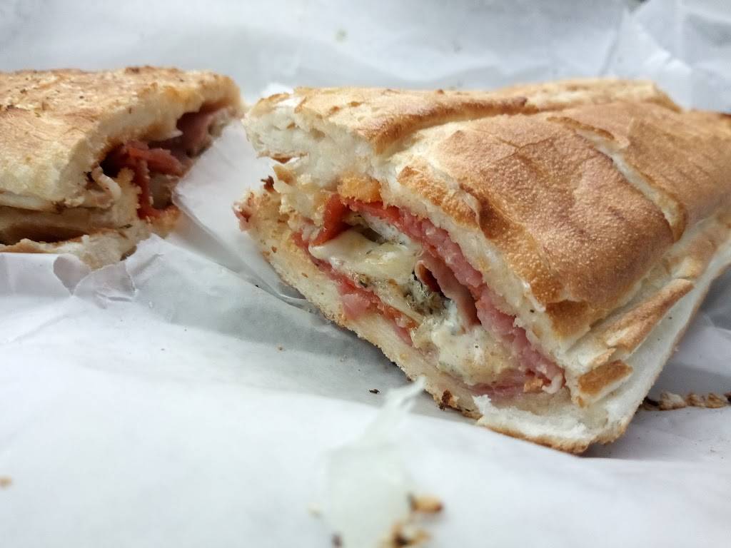 Potbelly Sandwich Shop | restaurant | 2096 NW Stucki Pl, Hillsboro, OR 97124, USA | 5038406895 OR +1 503-840-6895