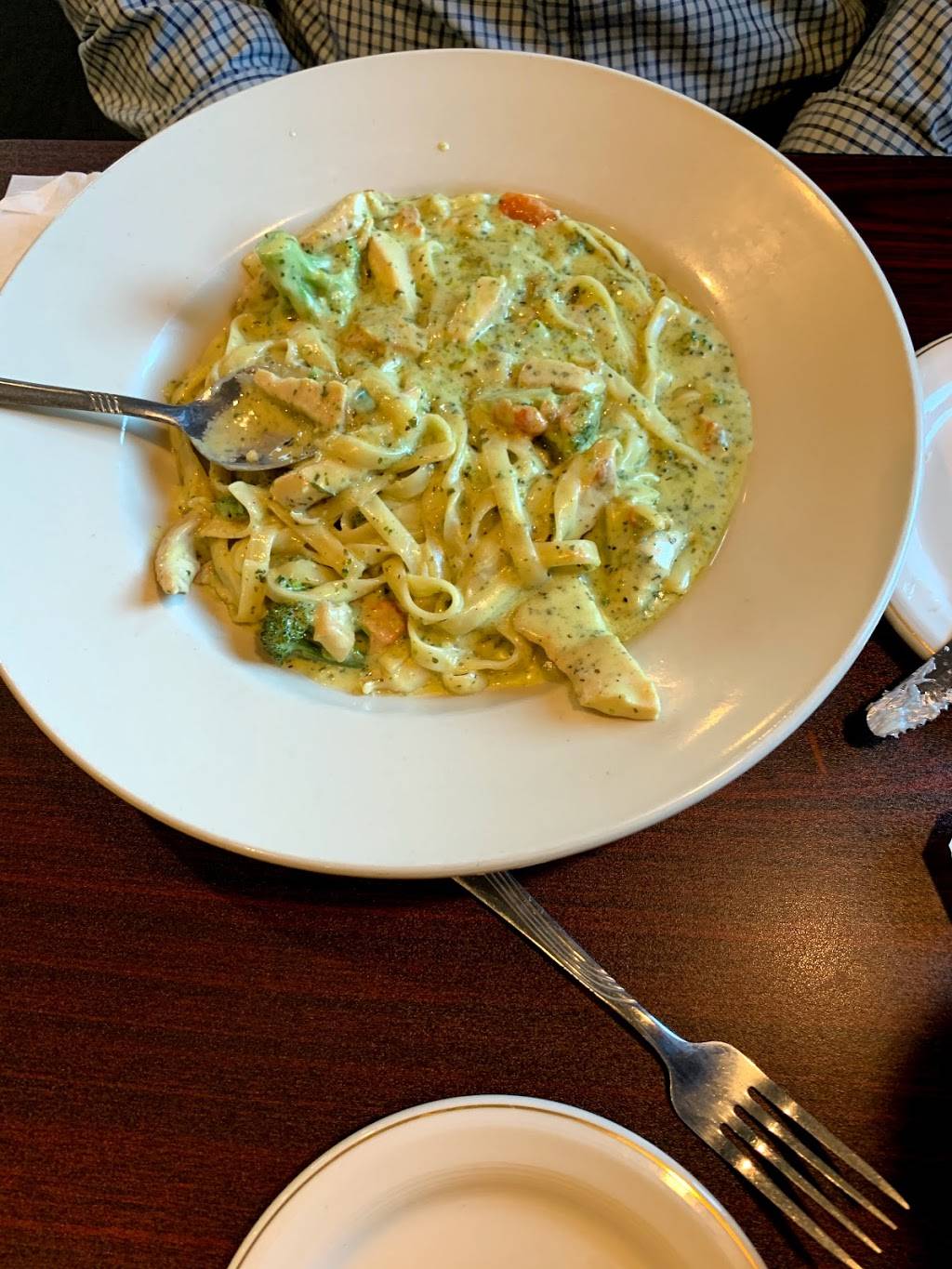 Bella Sera | restaurant | 169 Oak Ridge Dr, Denison, IA 51442, USA | 7122632005 OR +1 712-263-2005
