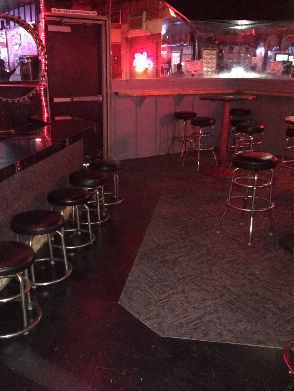 PJs Entertainment | night club | 2909 Ventura Blvd, Oxnard, CA 93036, USA | 8059881695 OR +1 805-988-1695